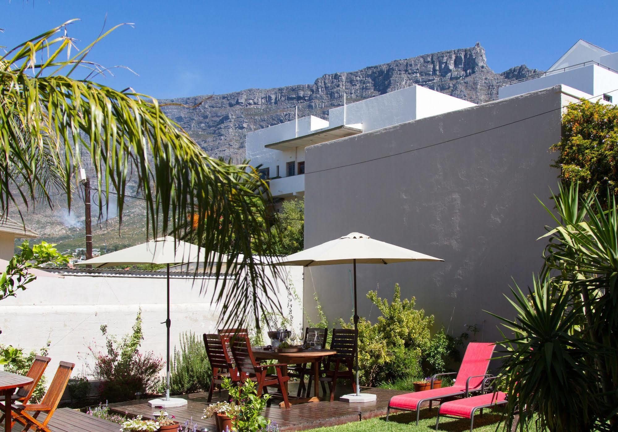 The Lions Guest House Le Cap Extérieur photo