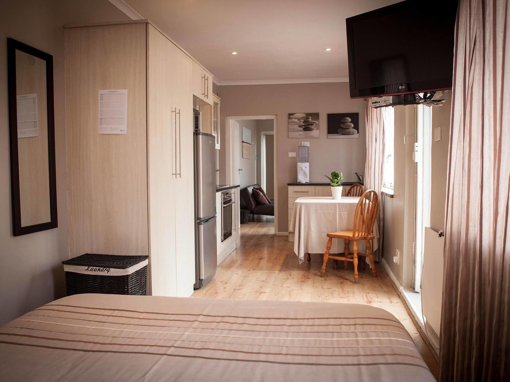 The Lions Guest House Le Cap Extérieur photo
